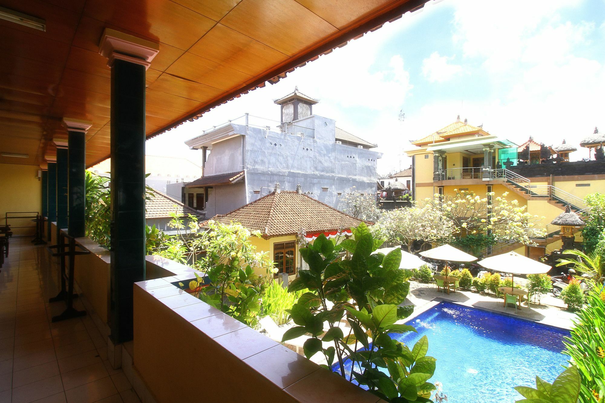 Dua Dara Inn Kuta 레기안 외부 사진