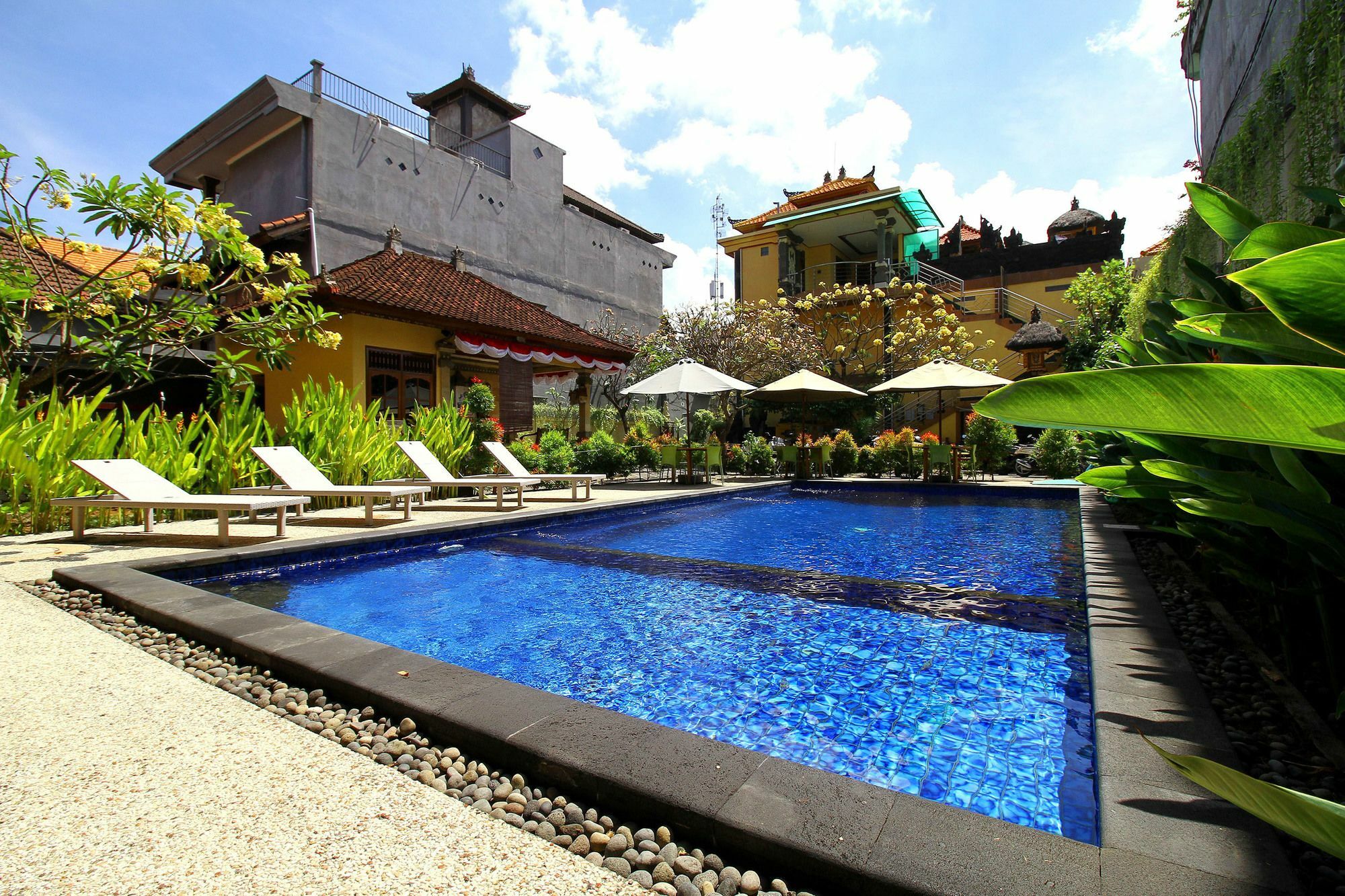 Dua Dara Inn Kuta 레기안 외부 사진